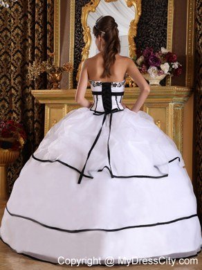 Strapless White Appliques 2013 Spring Quinceanera Dresses Under 300