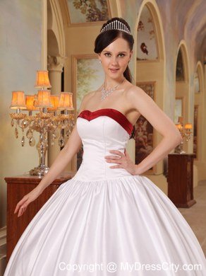 White Sweetheart Lace up Simple Quinceanera Dress with Sleeveless