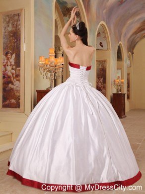 White Sweetheart Lace up Simple Quinceanera Dress with Sleeveless