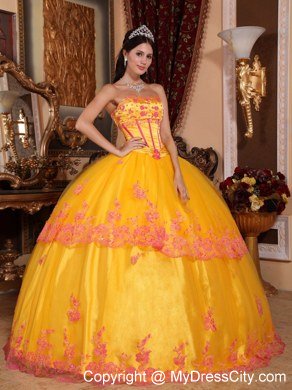 Yellow Strapless Lace Appliques Full Length Quinceanera Dress