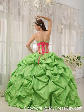 Sweetheart Beading Pick-ups Spring Green Spring Quinceanera Dress