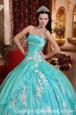 Beautiful Aqua Blue Strapless Ruching Appliques Quinceanera Dress