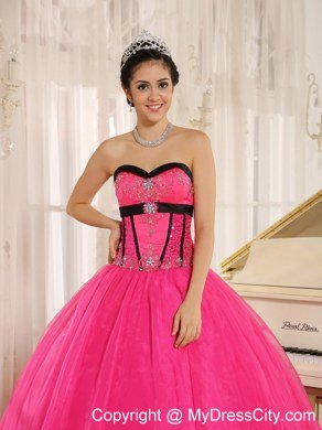 Beaded Decorate Sweetheart 2013 Qunceanera Dress in Hot Pink