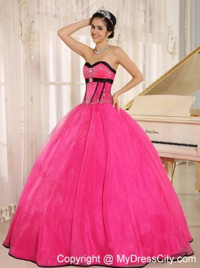 Beaded Decorate Sweetheart 2013 Qunceanera Dress in Hot Pink