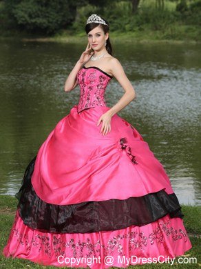 2013 Quinceanera Dress For Strapless Flowers Embroidery Hot Pink