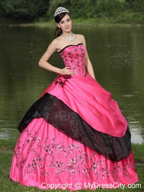 2013 Quinceanera Dress For Strapless Flowers Embroidery Hot Pink