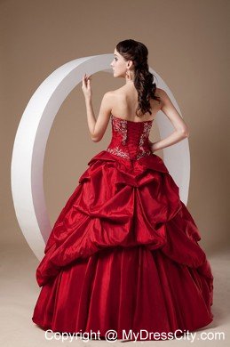 2013 Red Appliques Pick-ups Dress for Sweet 16 with Taffeta