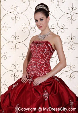 Popular Appliques Wine Red Sweet 15 Dresses with Embroidery