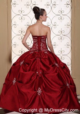 Popular Appliques Wine Red Sweet 15 Dresses with Embroidery