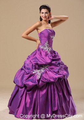 Pick Ups Appliques Decorate Bodice Pick-ups Purple Quinceanera Dress