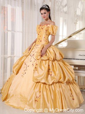 Off Shoulder Pick Ups Embroidery Gold Quinceanera Dress with Short Sleeves