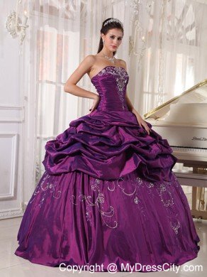 Taffeta Strapless Ruches Eggplant Purple Quinceanera Gowns for Cheap