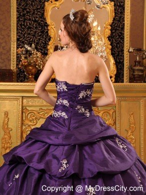 Sweetheart Taffeta Appliques Purple Dresses for Quinceanera