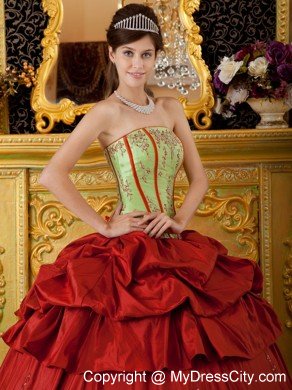 Red and Green Strapless Appliques Taffeta Quinceanera Dress