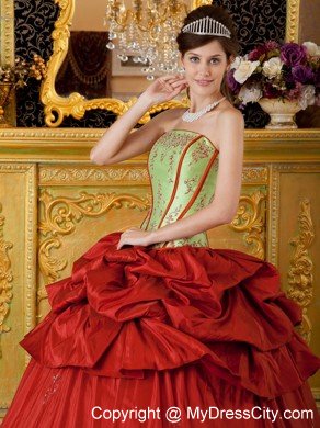 Red and Green Strapless Appliques Taffeta Quinceanera Dress