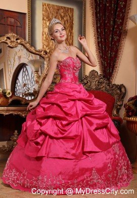 Taffeta Embroidery with Beading Sweetheart 2013 Hot Pink Quinceanera Dress