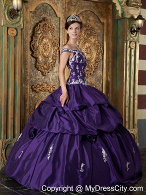 Elegant Off The Shoulder Taffeta Appliques Purple Quinceanera Dresses