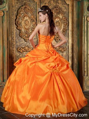 Sweetheart Ruched Taffeta Appliques Orange Quinceanera Dress