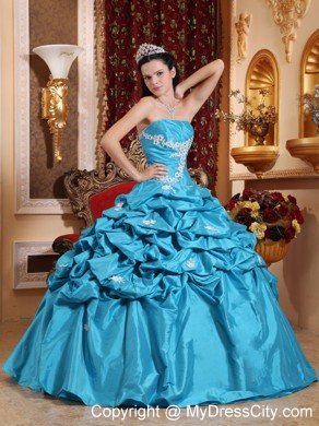 Taffeta Pick Ups Aqua Blue Quinceanera Dress with White Appliques