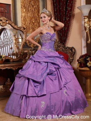 Hot Sale Sweetheart Ruching Appliques Purple Quinceanera Party Dress