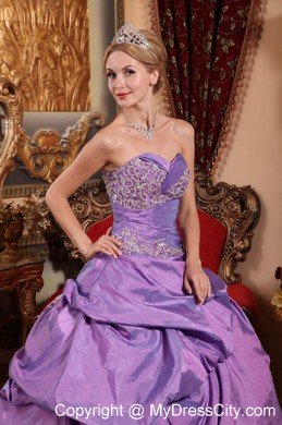 Hot Sale Sweetheart Ruching Appliques Purple Quinceanera Party Dress