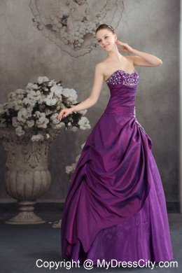 Sweetheart Ruching Purple Quinceanera Dress with Beading and Appliques