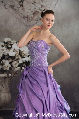 2013 New Style Ruffles Handmade Flowers Purple Quinceanera Gown