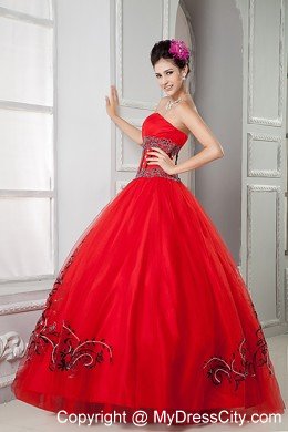 Sweetheart Tulle Beading Appliques Red Quinceanera Dresses 2013