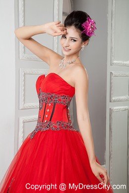 Sweetheart Tulle Beading Appliques Red Quinceanera Dresses 2013