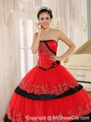 Strapless Handmade Flowers Red Quinceanera Gown with Appliques