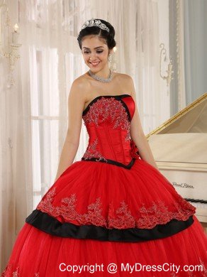 Strapless Handmade Flowers Red Quinceanera Gown with Appliques