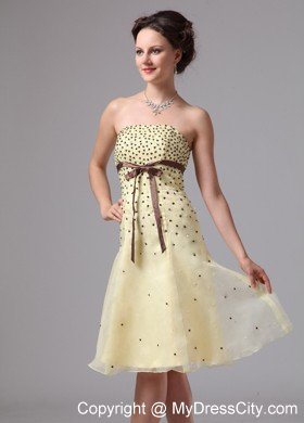 Beaded Light Yellow A-line Sash Knee-length Cocktail Dress