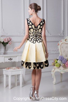 V-neck Yellow and Black A-line Beading Cocktail Dress