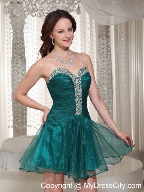 Green Sweetheart Beaded Mini-length Cocktail Dresses With Rhinestones