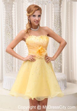 Hand Made Flower Light Yellow Strapless Beaded Short Cocktail Dress