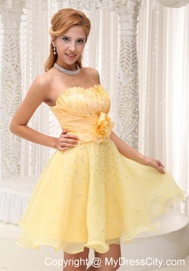 Hand Made Flower Light Yellow Strapless Beaded Short Cocktail Dress