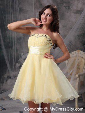 Yellow Strapless Beading Ruche Orangza Knee-length Cocktail Dress