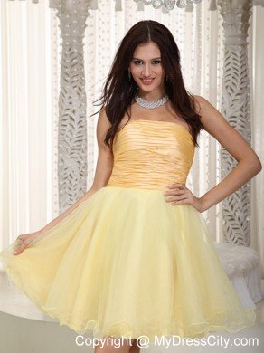 Light Yellow Strapless Mini-length Organza Ruches Cocktail Dresses