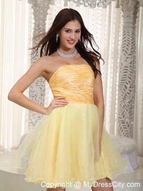 Light Yellow Strapless Mini-length Organza Ruches Cocktail Dresses