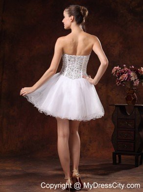 Sweetheart Beaded White Organza Cocktail Homecoming Dress