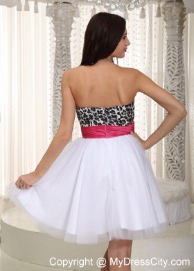 White A-line Bow Sweetheart Short Cocktail Dress with Leopard