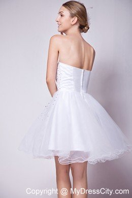 White A-line Sweetheart Cocktails Dresses with Organza Beading