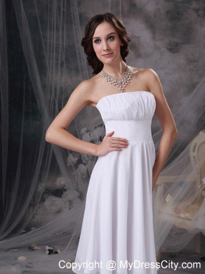 Cheap Strapless Ruched Tea-length White Bridesmaid Dama Dresses