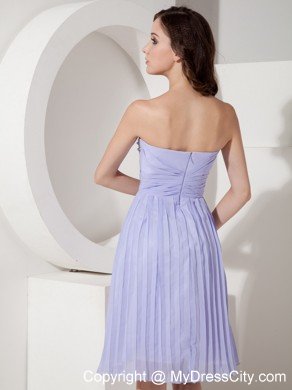 Lilac Chiffon Pleats Ruching Sweetheart Short Dama Dress for Quinceaneras