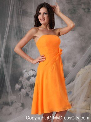 Knee-length Orange Chiffon Flowers Dama Dress for Quinceaneras