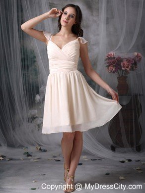 Cream Colored V-neck Ruched Chiffon Bridesmaid Dama Dresses