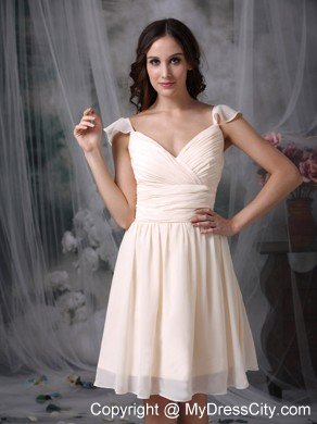 Cream Colored V-neck Ruched Chiffon Bridesmaid Dama Dresses