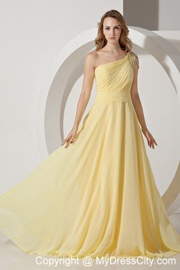 Beaded One Shoulder Empire Light Yellow Dama Dresses with Side Zipper