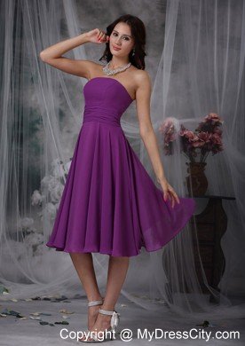 Simple Tea-length Strapless Chiffon Purple Bridesmaid Dama Dresses