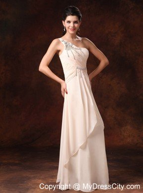 Champagne One Shoulder Evening Gowns With Beaded Shoulder